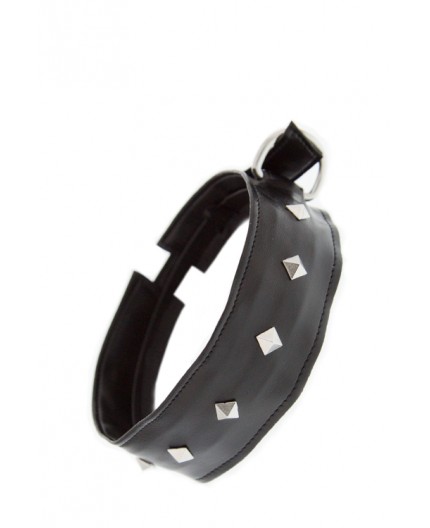 Sexy Shop Online I Trasgressivi - Costrittivo - Collare Nero Con Borchie - Guilty Pleasure Sexy Shop Online I Trasgressivi - Costrittivo - Collare Nero Con Borchie - Guilty Pleasure